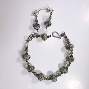 Handmade Green Glass lampwork Bead Bracelet and Earrings Set